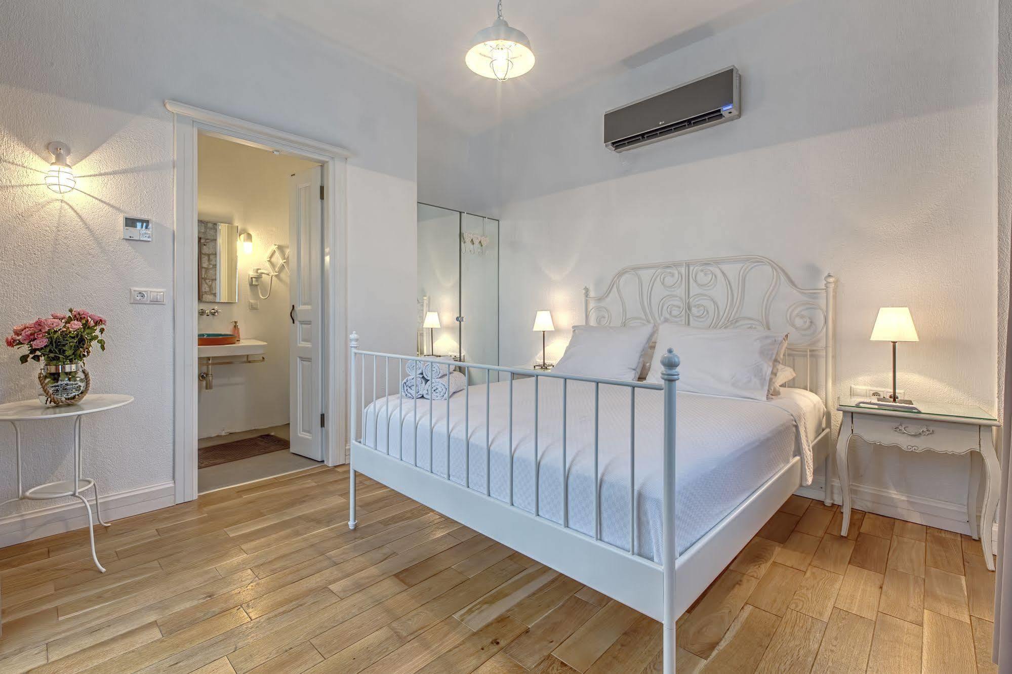 Alacati Casa Bella +12 ภายนอก รูปภาพ